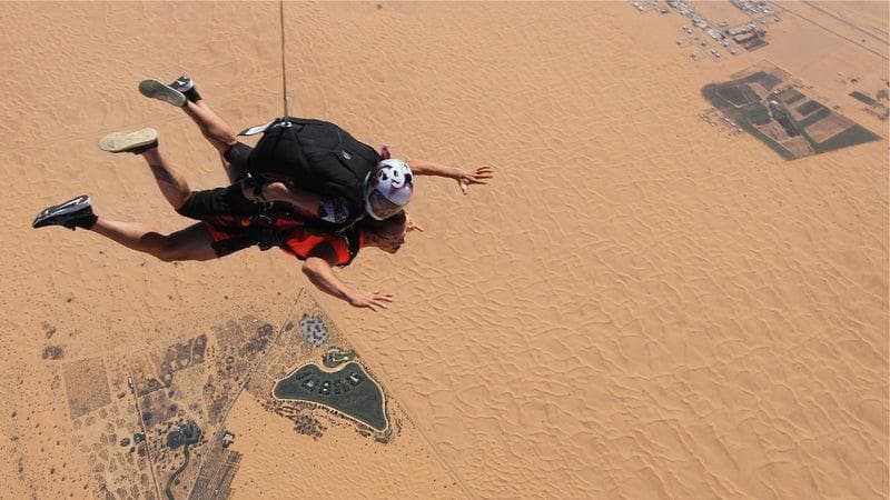 Paragliding in AlUla – a breathtaking experience above the landmarks of AlUla