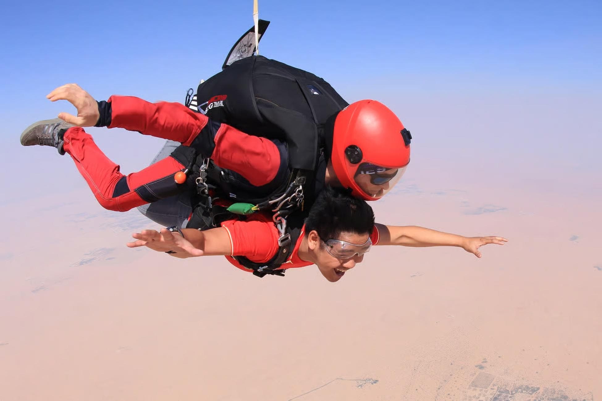 Paragliding in AlUla – a breathtaking experience above the landmarks of AlUla