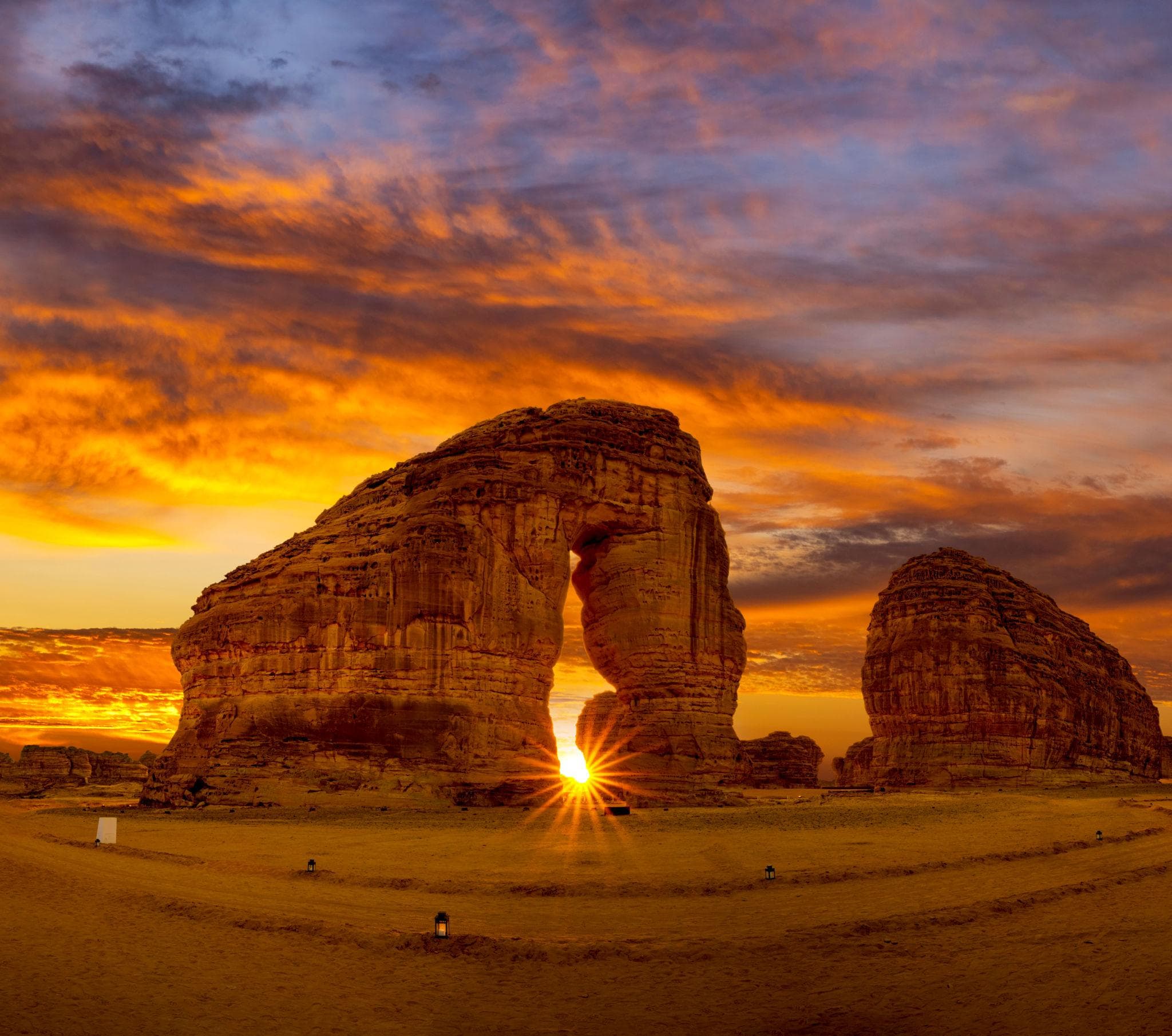 Paragliding in AlUla – a breathtaking experience above the landmarks of AlUla