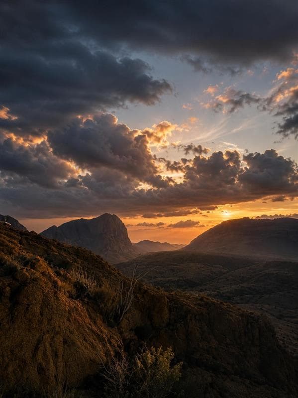 Hiking Wadi Noman 